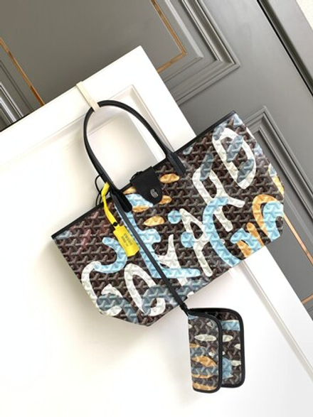 Goyard Saint Louis PM Bag