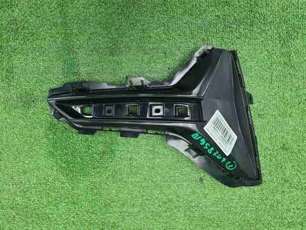 Накладка заднего бампера правая BMW 3er G20 18-22