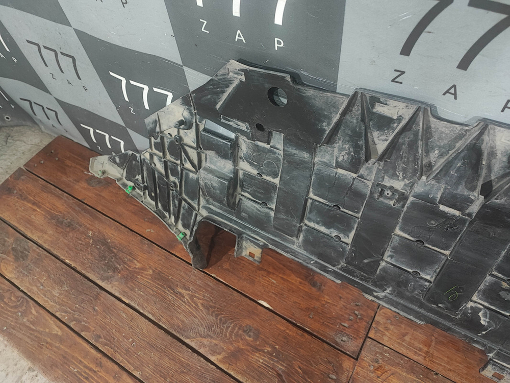 Защита (пыльник) двигателя Volvo XC60 2 16-нв Б/У Оригинал 32296392