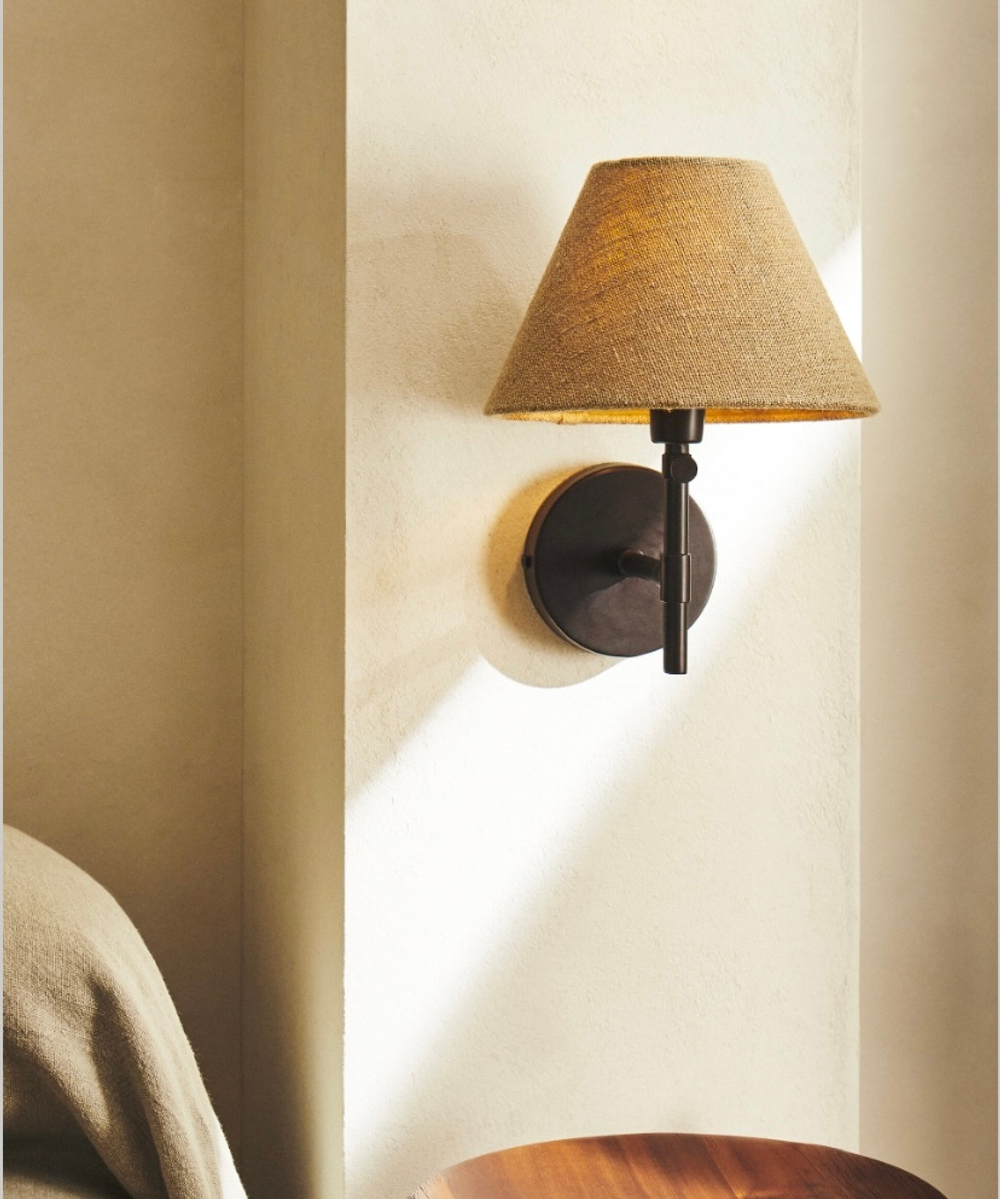 ZARA HOME НАСТЕННЫЙ СВЕТИЛЬНИК С ЛЬНЯНЫМ АБАЖУРОМ, СВЕТЛО-БЕЖЕВЫЙ