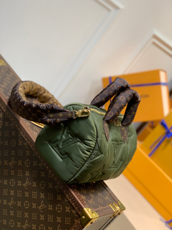 Louis Vuitton Speedy 25