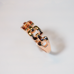 Кольцо с мотивом звеньев