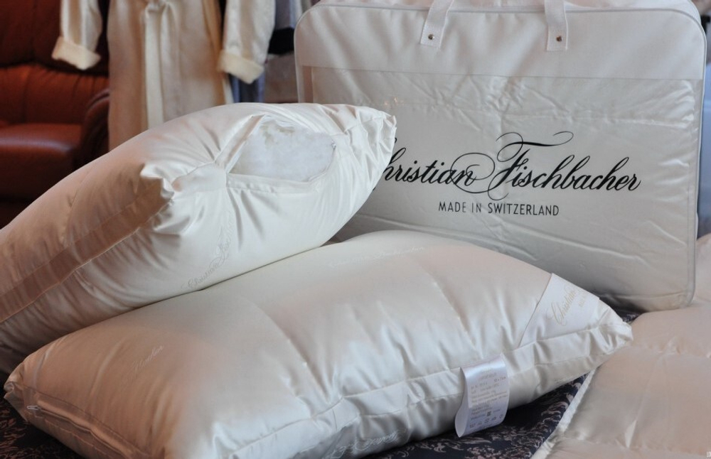 Подушка пуховая 50x75 Christian Fischbacher Gstaad