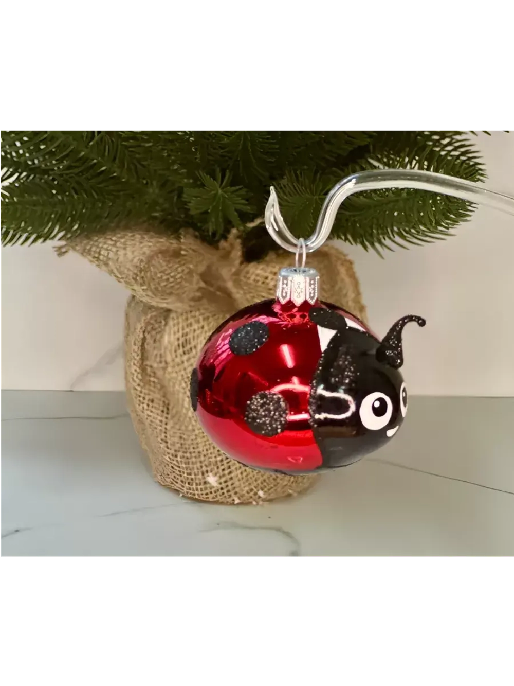 Елочное украшение "Букашка" высота 5 см, длина 6.5 см.