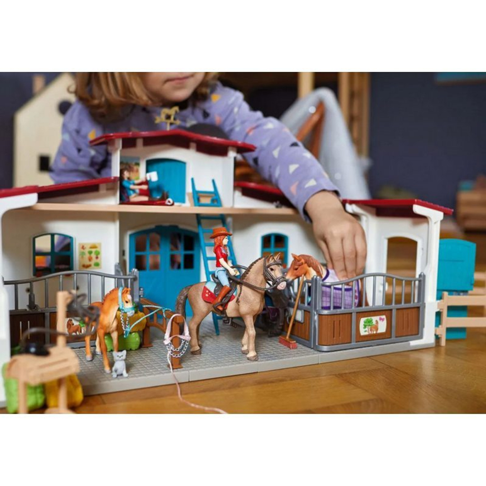 Schleich - Центр верховой езды на берегу озера 42567