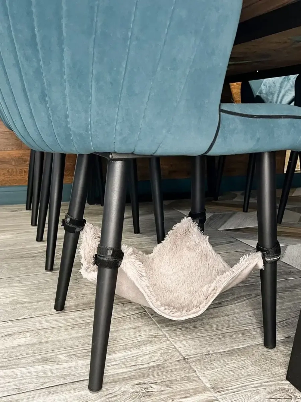 Подвесной гамак для кошек дом