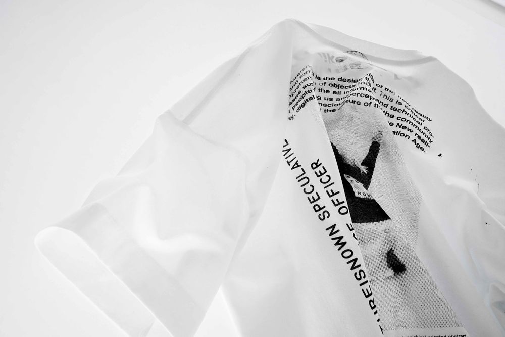 Футболка Futureisnown Human Empathy *Empathy collection Белая