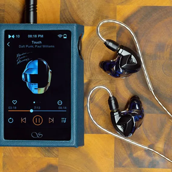 Campfire Audio Clara Black/Transparent