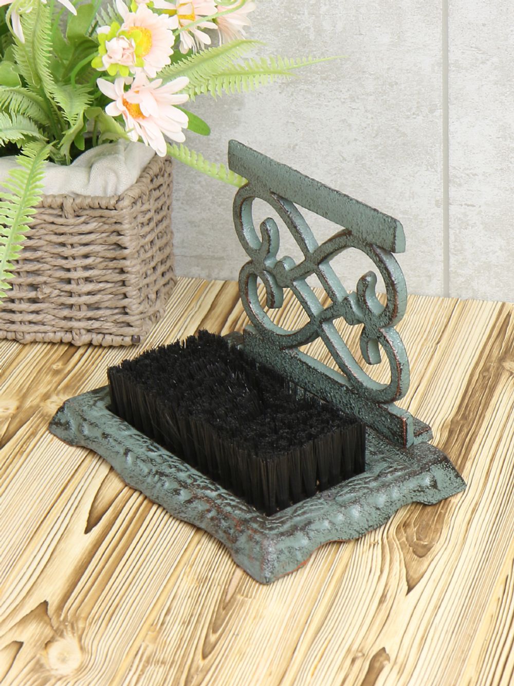 Iron Garden Подставка-скребок с щеткой для обуви