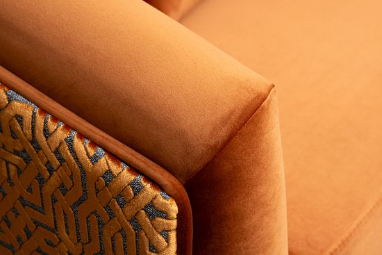 Диван Trevi 230М(К) трехм раскл с кантом оранж Pad32+Lattice ORANG 232*103*88см