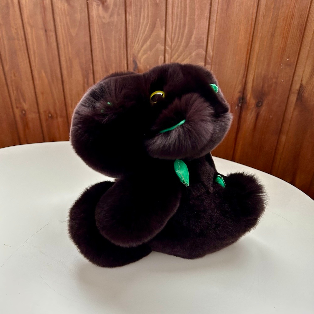 символ 2024 из меха