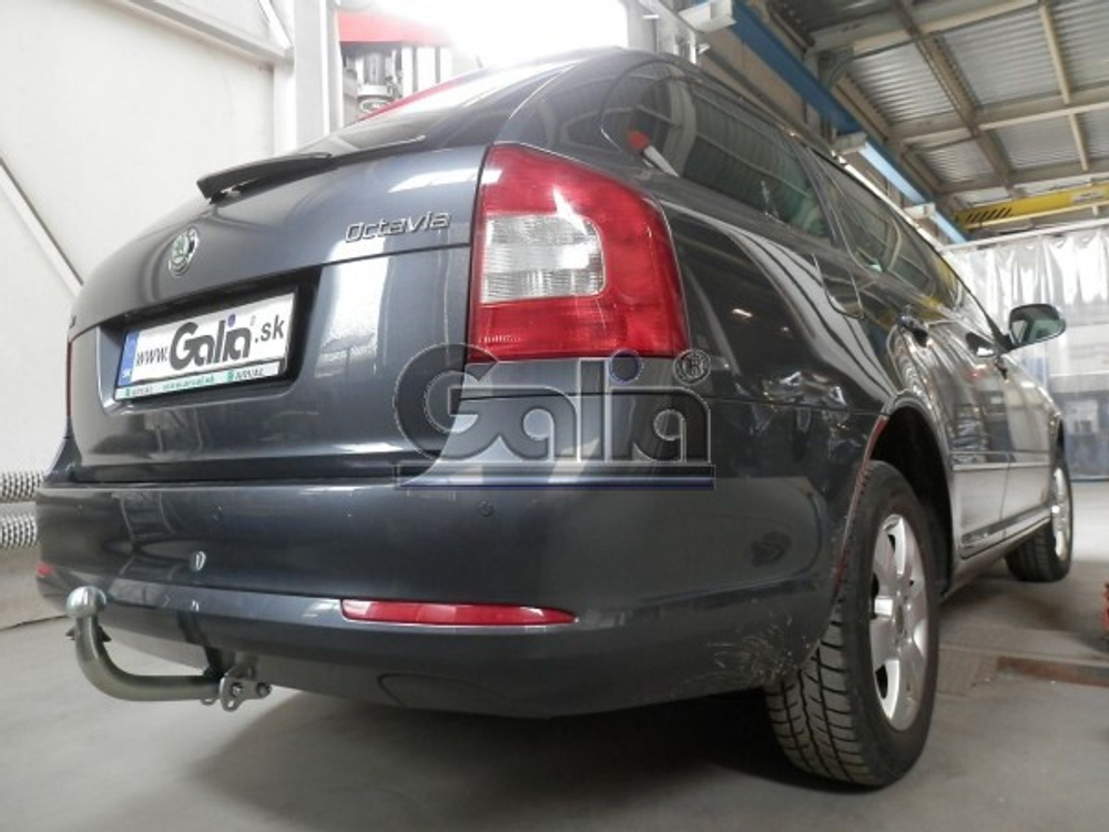 Фаркоп оцинкованный Galia S086A для Skoda Octavia II седан/универсал 2005-2013, Skoda Octavia Scout 2008-2013(паспорт и сертификат в комплекте)(без электрики)