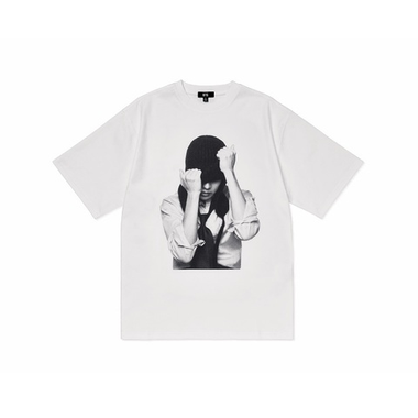 Мерч BTS 'ARIRANG' - S/S T-Shirt (j-hope)