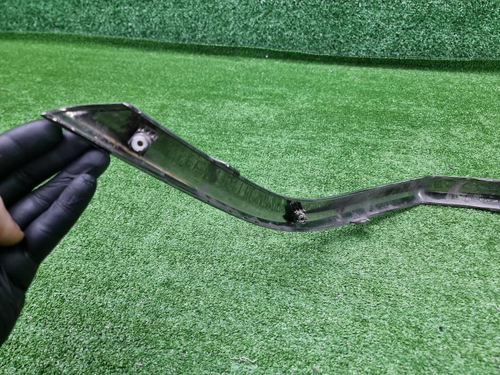 Молдинг бампера левый Hyundai Santa Fe 4 TM 18-21