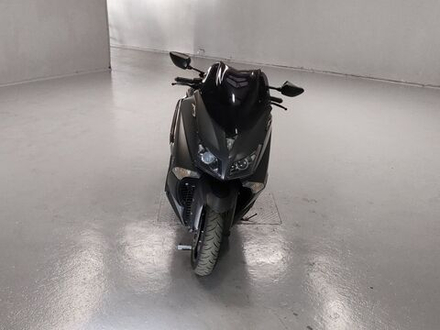 Yamaha T-Max 530
