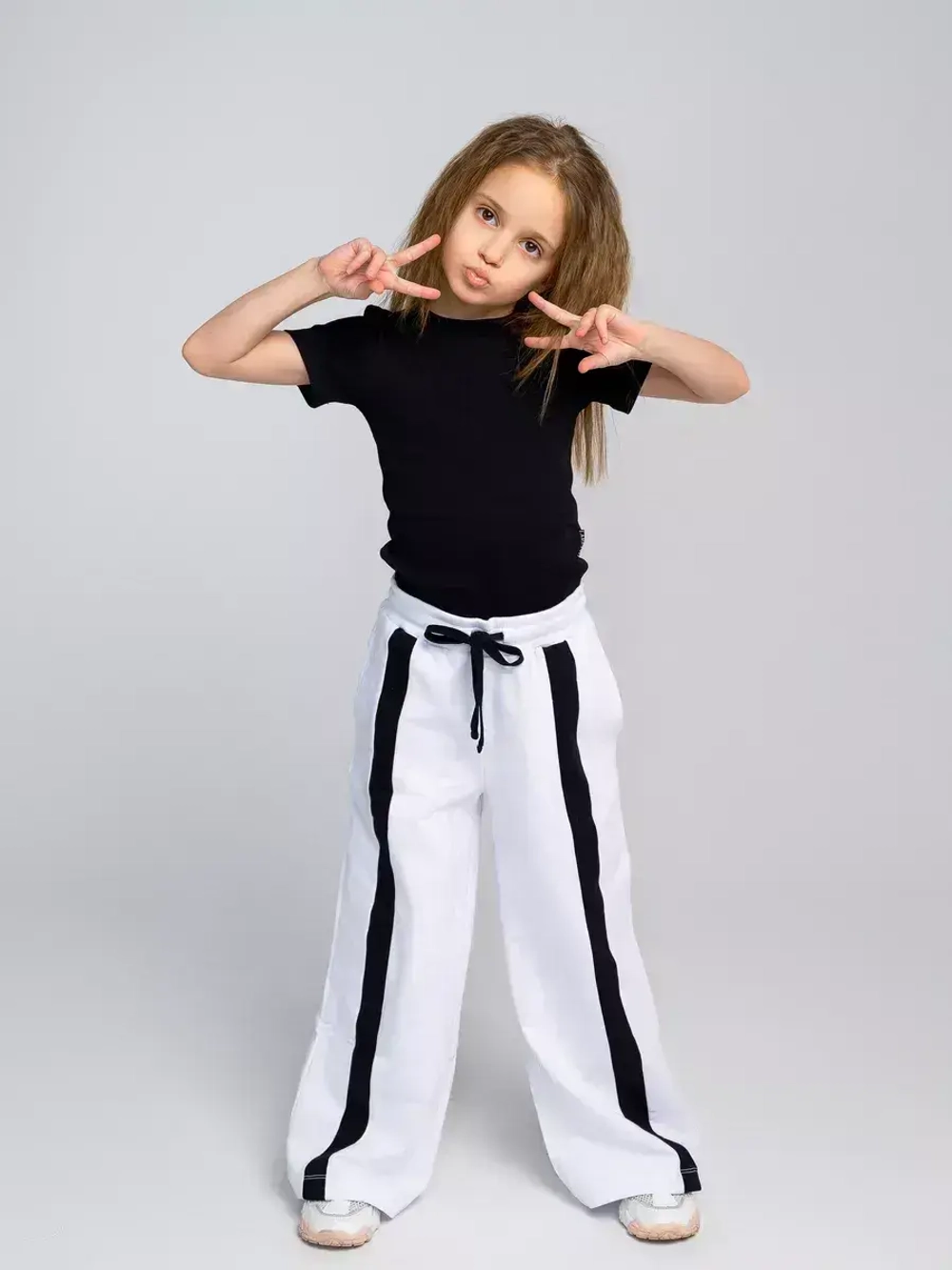 Костюм для девочки, футболка и брюки