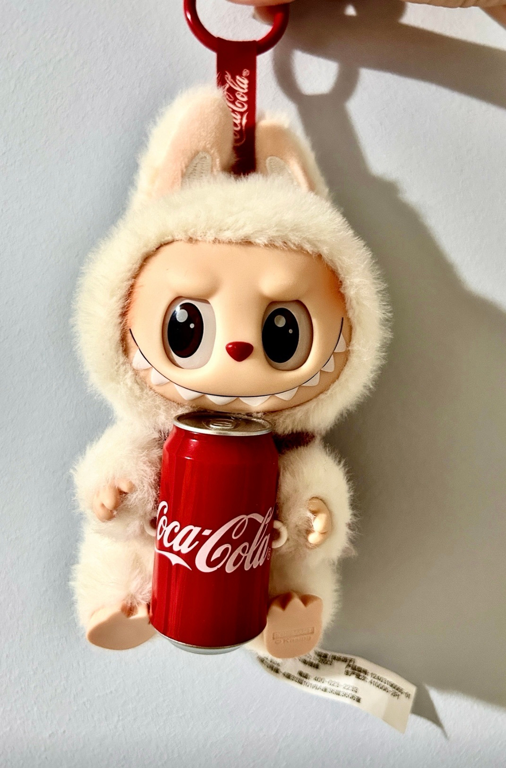 Дизайнерские игрушки Labubu the Monsters, Coca-Cola (Can)