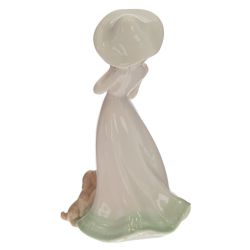GAEM Фигурка декоративная "Девочка", L8,5 W8 H15,5 см