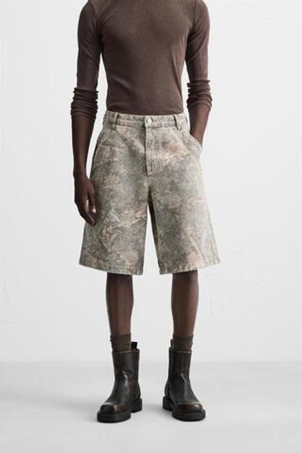 ZARA БЕРМУДЫ RELAXED FIT С АБСТРАКТНЫМ ПРИНТОМ, СЕРЫЙ