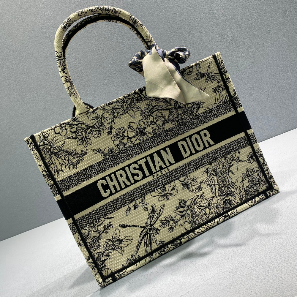 Christian Dior Book Tote 36 cm