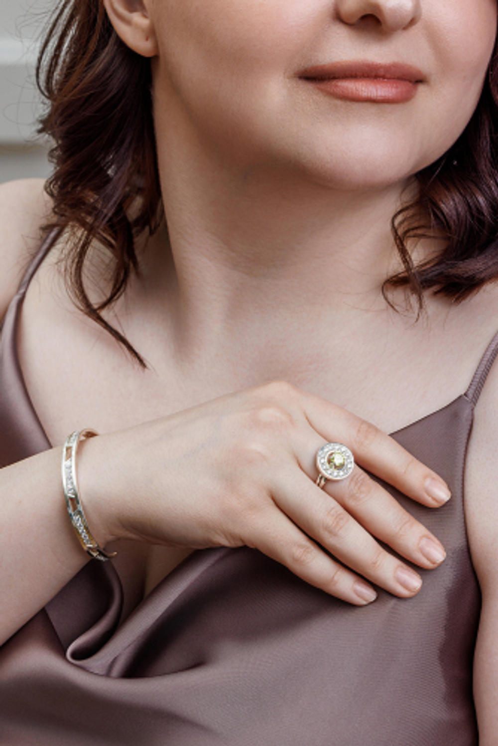 Кольцо сборное из серебра со вставками из жёлтого и бесцветных фианитов