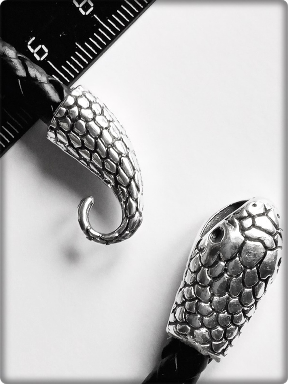Чокер ошейник "Хвост змеи" серебристый. ПУ кожа