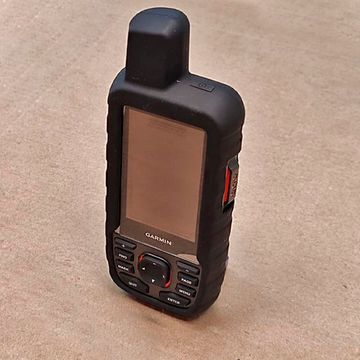 Чехол для Garmin GPSMAP 67i / 66i силикон (Черный)