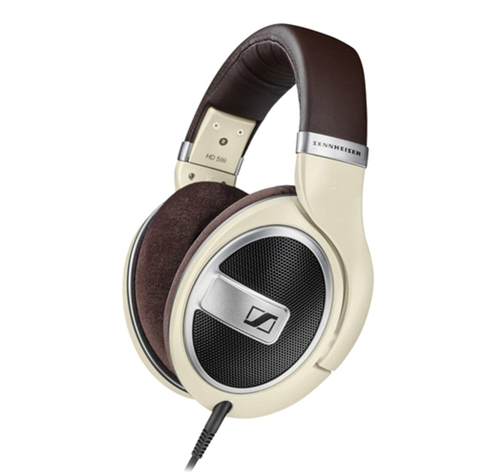 Закрытые наушники Sennheiser HD 599