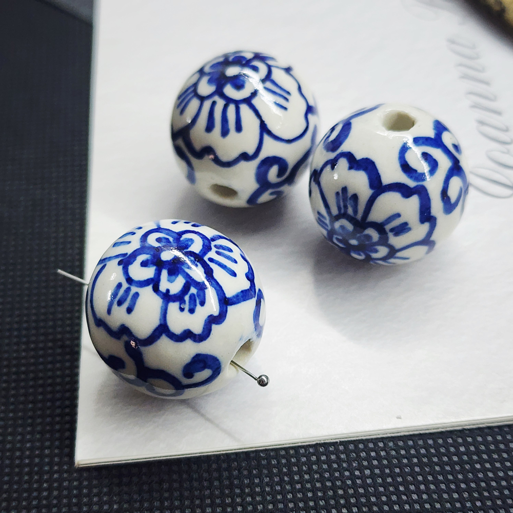 Бусины Гжель, керамические, синие голубые, р-р 25мм, штучно