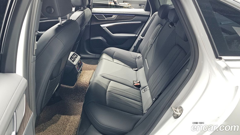 Audi A6 (C8) 45 TFSI Quattro Premium (12.2023)