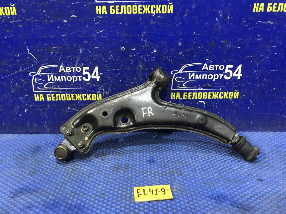 Рычаг передний правый TOYOTA CORSA 1991