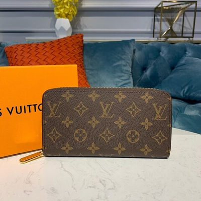 Louis Vuitton Zippy Wallet