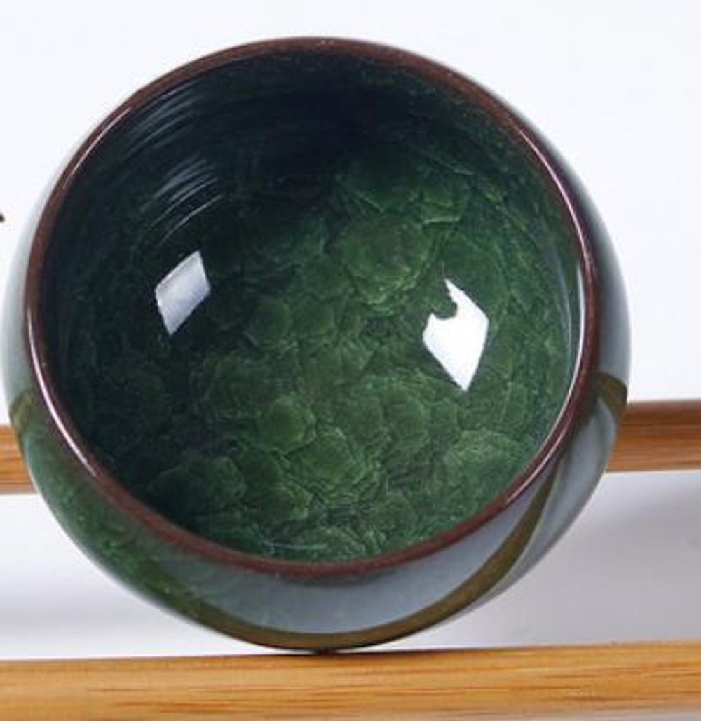 265007m Пиала "Колотый лед" малахит без рыбок, глина