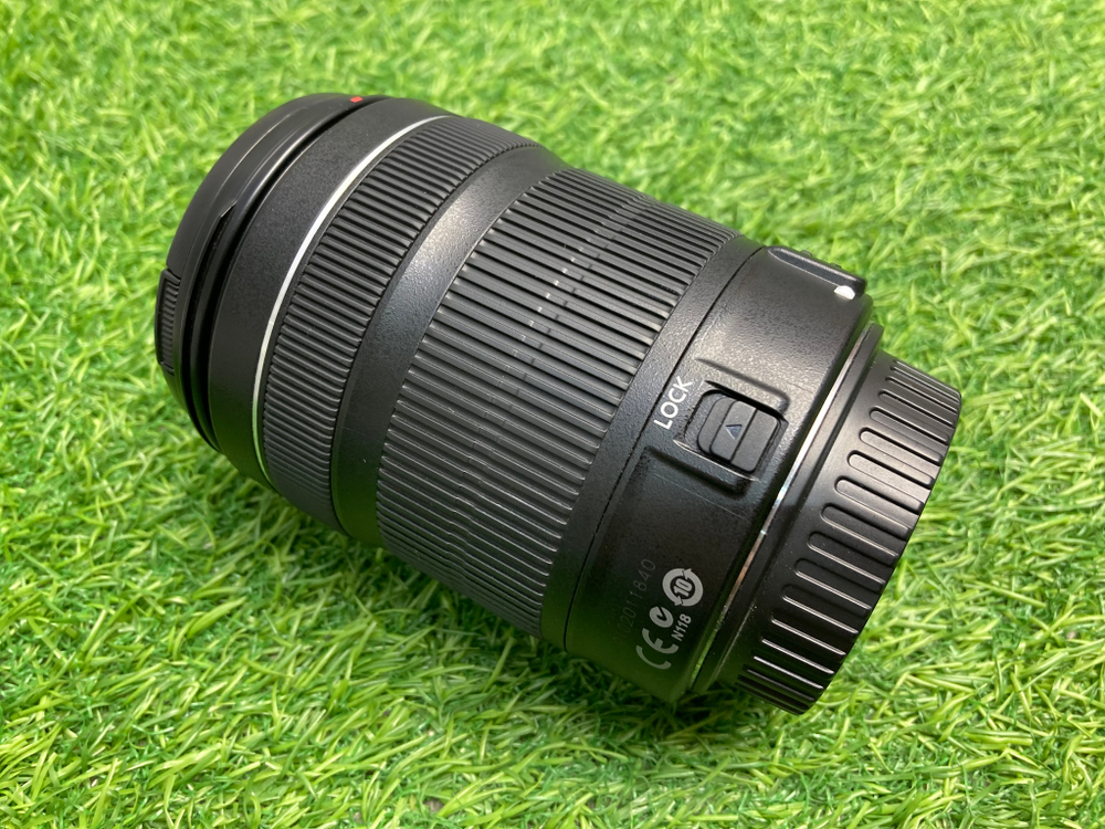 Canon EF-S 18-135mm 3.5-5.6 IS STM
