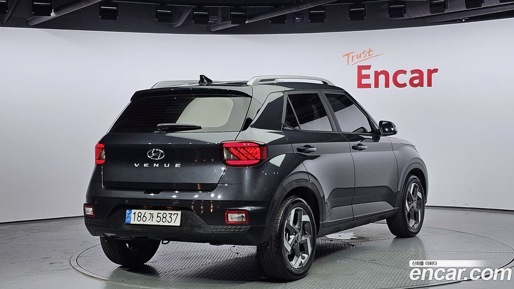 Hyundai Venue 1.6 Fluxe (12.2021)