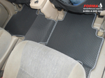 Toyota Gaia XM15 4WD комплектация с капитанскими креслами
