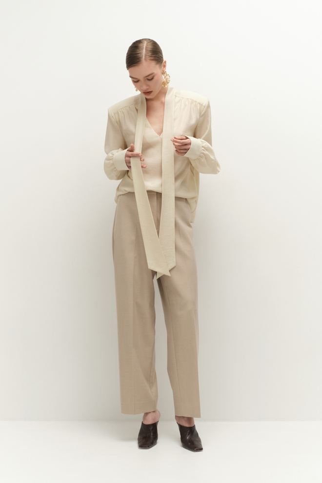 Блуза чайная