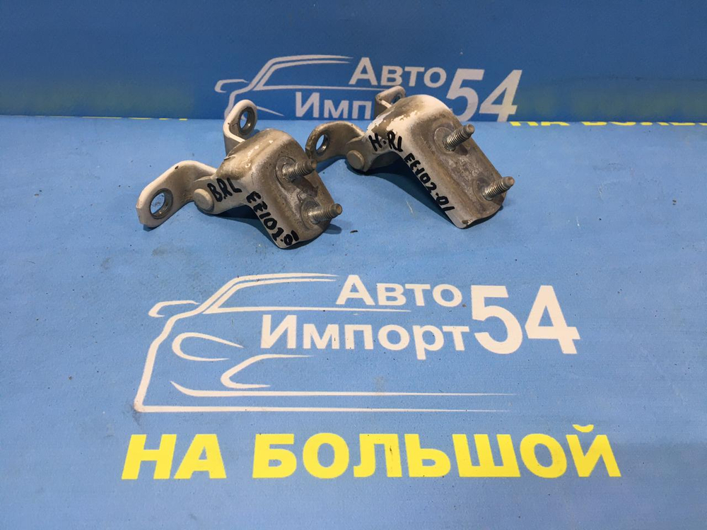 Петля двери задней левой TOYOTA COROLLA 1999