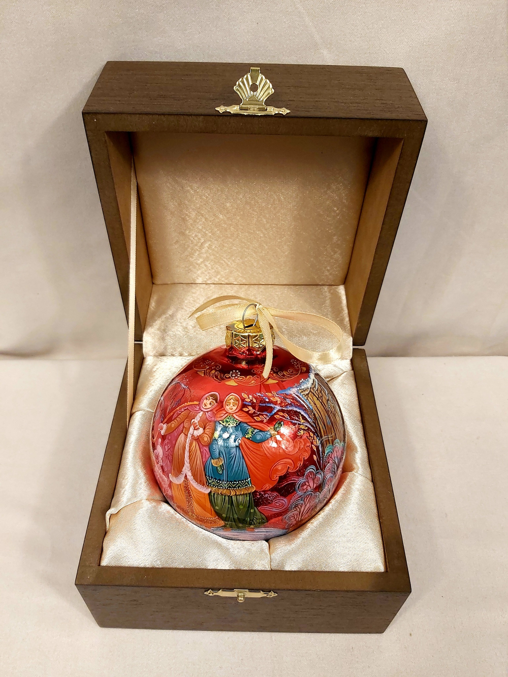 Шар новогодний с круговой росписью "Морозко" в футляре