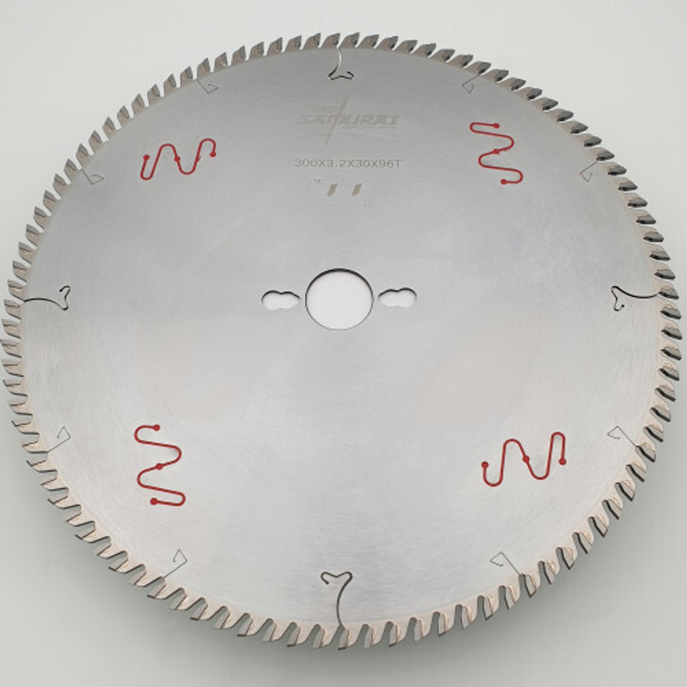 Пильный диск для ДСП 300*3.2/2.2*30*96T трапеция ST2
