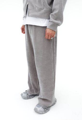 Серый велюровый спортивный костюм COMA