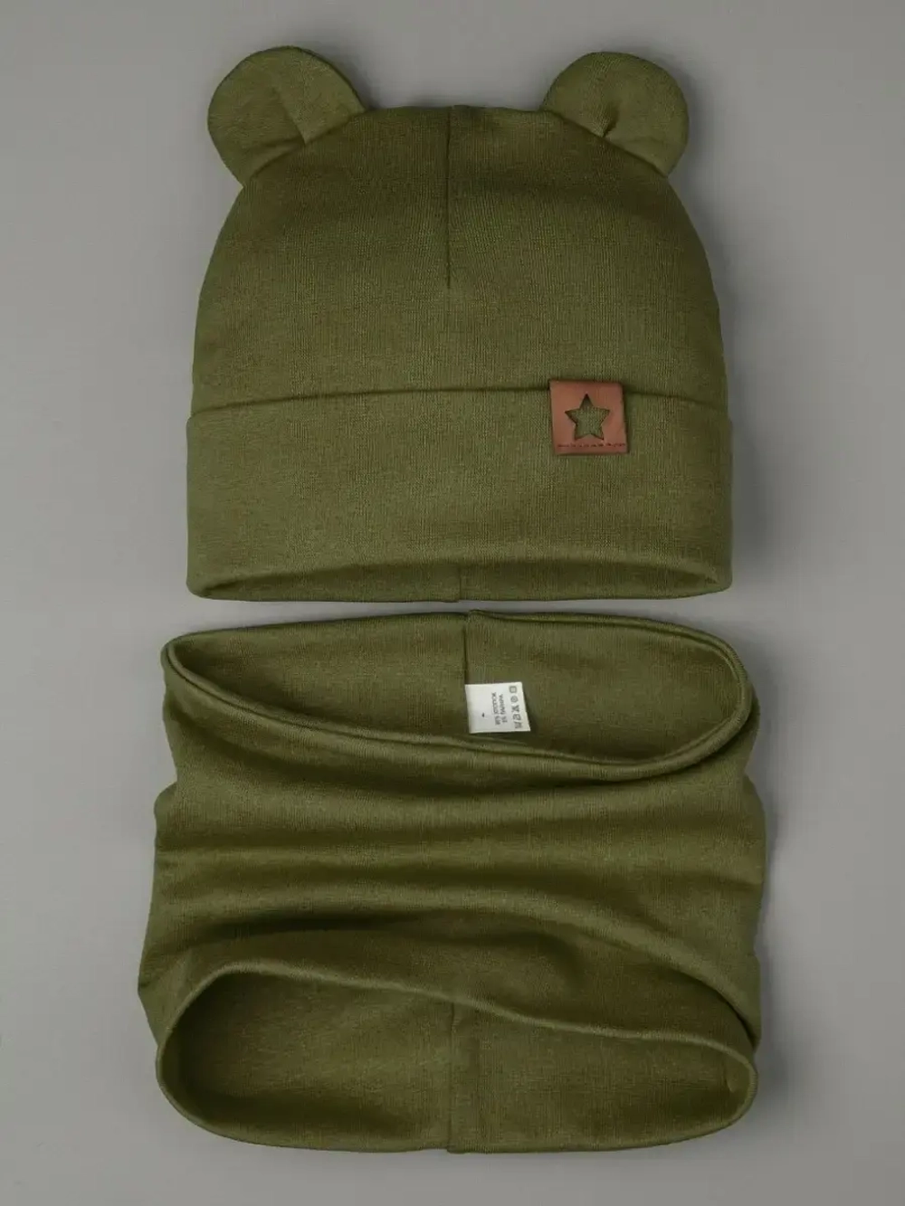 Шапка с ушками осенняя и снуд для детей