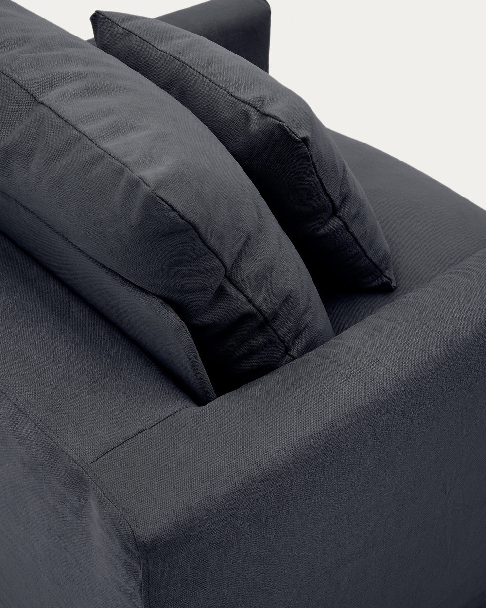 Кресло Nora со съемным чехлом и подушкой из льна и хлопка серо-антрацитовое 92 см