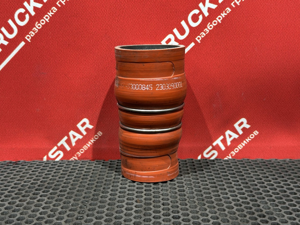 Патрубок радиатора