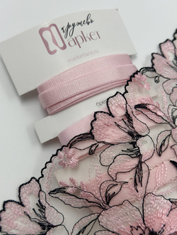 Вышивка на сетке телесная с нежно-розовым и черным неэластичная ширина 23 см