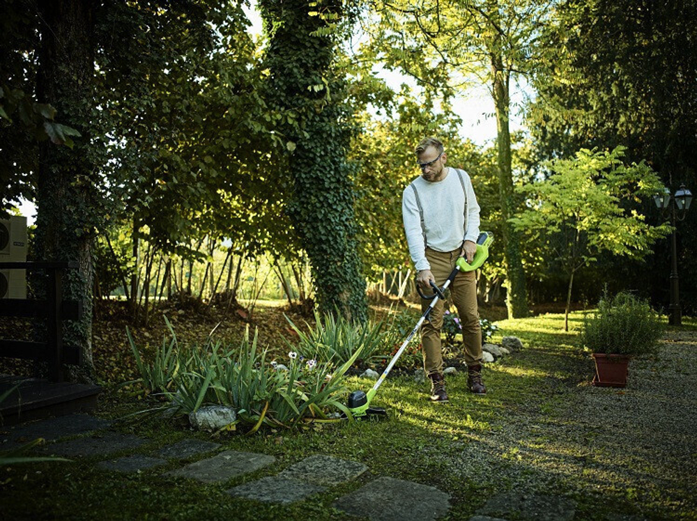 Триммер аккумуляторный Greenworks GD40BC бесщёточный без аккумулятора и зарядного устройства