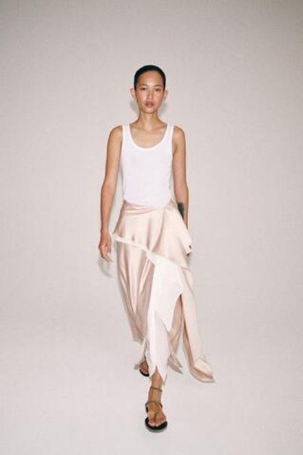 ZARA АТЛАСНАЯ СТРУЯЩАЯСЯ ЮБКА — ZW COLLECTION, ТЕЛЕСНО-РОЗОВЫЙ