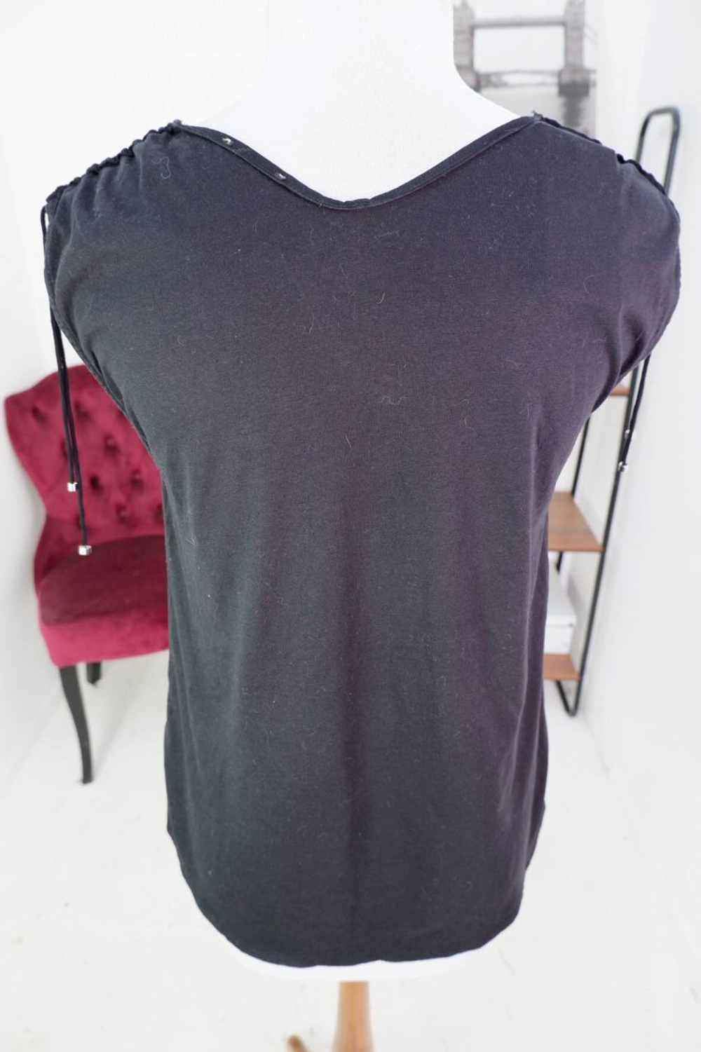 Топ для активных прогулок, визуально на 44 размер