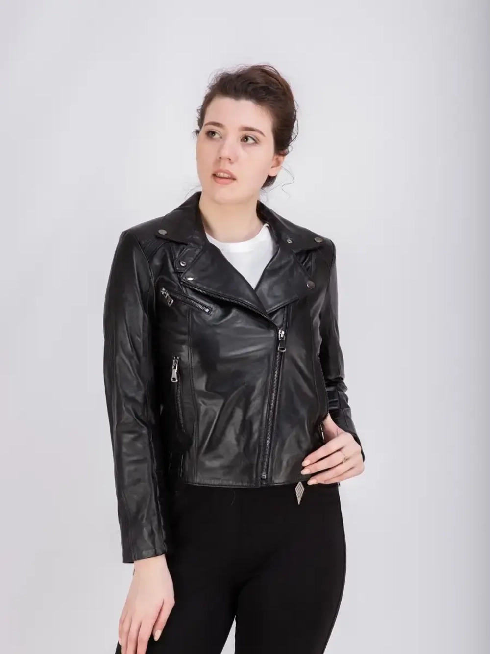 Косуха женская натуральная кожаная