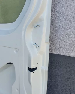 Дверь боковая сдвижная Mercedes Sprinter W906